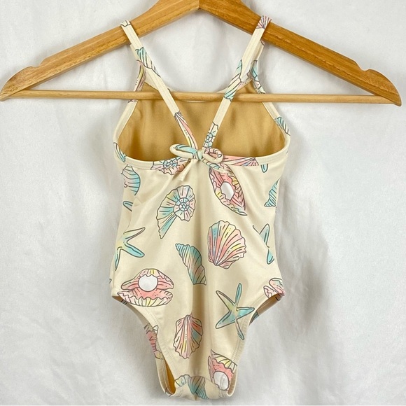 Old Navy Baby Girl Seashell Starfish Print One Piece Swimsuit Size 18-24 Months - Picture 2 of 16